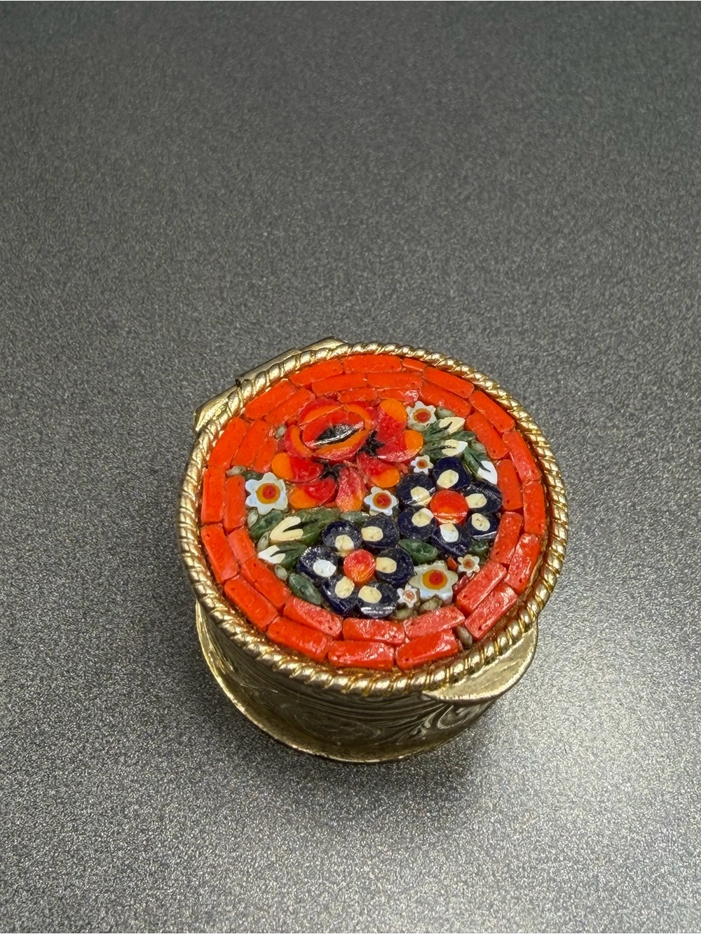 Vintage Floral Micro-Mosaic Round Trinket Box - Red